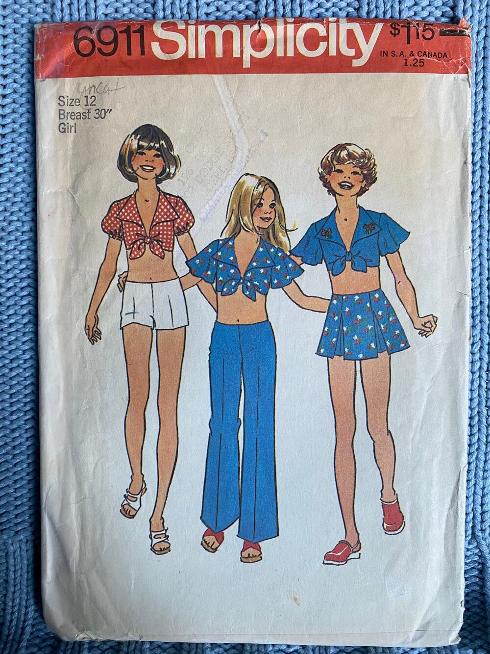 Simplicity 6911 Sewing pattern girls crop top shorts pants mini skirt size 12